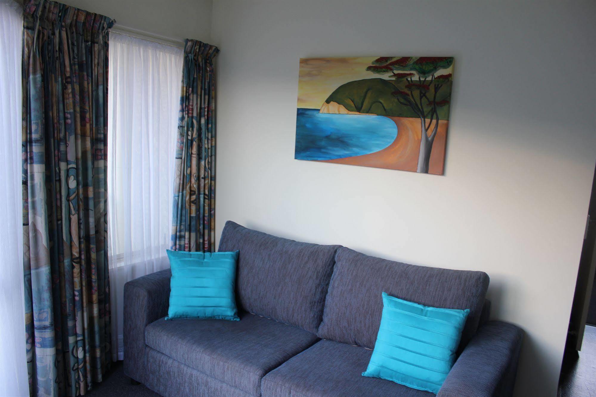 Baycourt Lakefront Motel Taupo Exterior foto